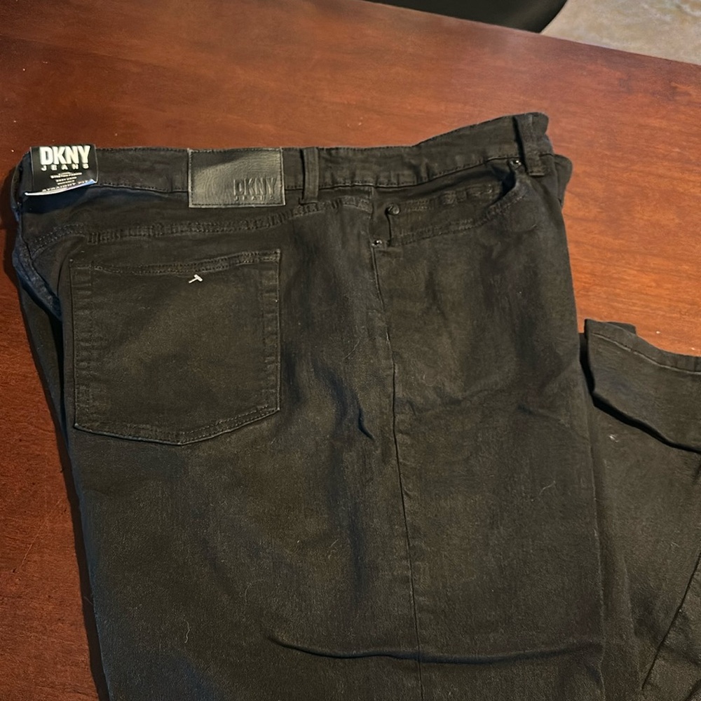 Men’s black jeans 
Size 40x32